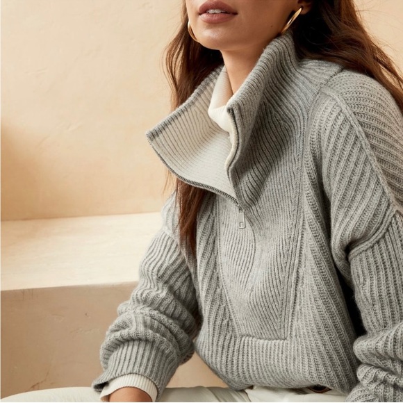Banana Republic Sweaters - Banana Republic Gray Ribbed Zip Sweater